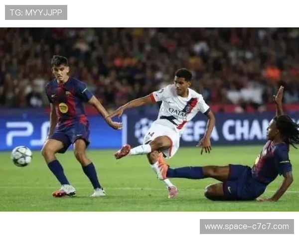 贡萨洛拉莫斯90分钟绝杀巴萨 巴黎客场逆转上演惊天大逆转